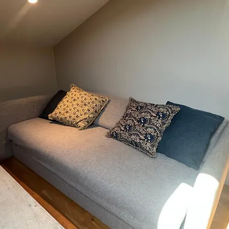 Location In Alto 1 Bedroom & Terrace *