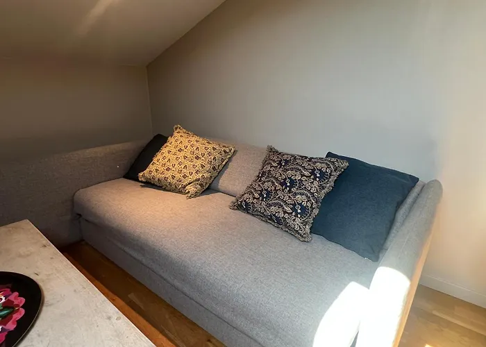 1 Bedroom, Location In *